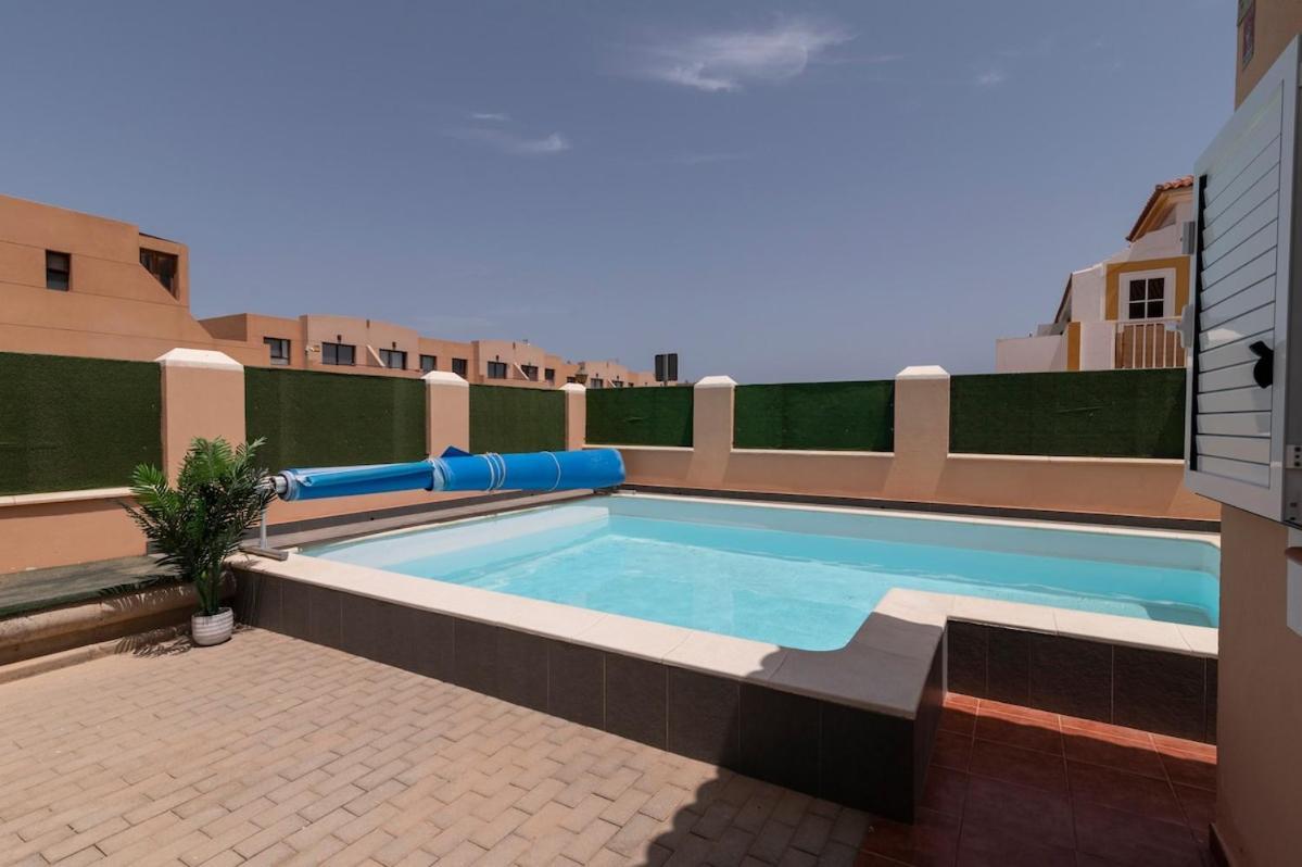 PISCINA Y TERRAZA PRIVADA mejor equipado Villa Caleta de Fuste Exterior foto