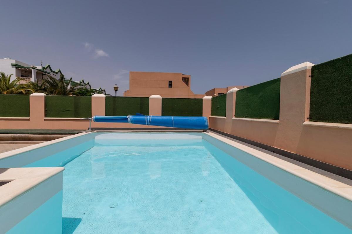 PISCINA Y TERRAZA PRIVADA mejor equipado Villa Caleta de Fuste Exterior foto
