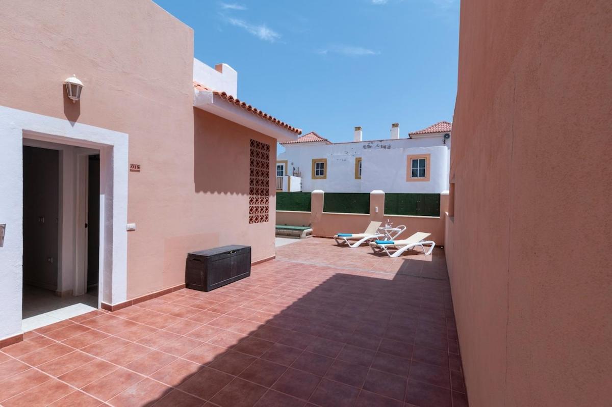 PISCINA Y TERRAZA PRIVADA mejor equipado Villa Caleta de Fuste Exterior foto